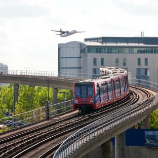 Docklands Light Railway